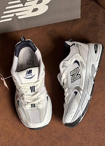 38 Beden New Balance spor ayakkabı