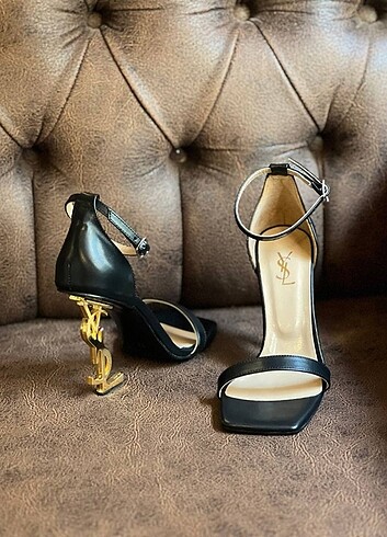38 Beden Yves Saint Laurent Topuklu ayakkabı 