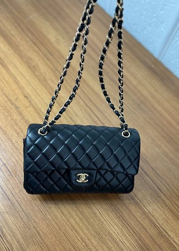  Beden siyah Renk Chanel Çanta 2.55 model