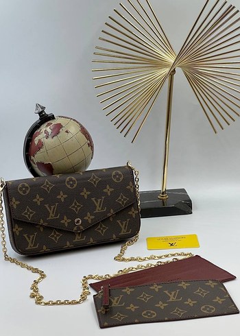 Louis Vuitton Zincir Detaylı Deri Çapraz Çanta