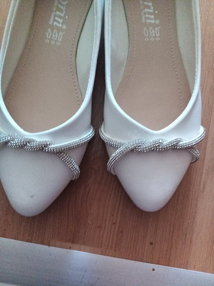 Kız Çocuk Beyaz Fiyonklu Babet - Görsel 2