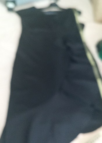 Siyah V Yakalı Kolsuz Midi Elbise - Görsel 6