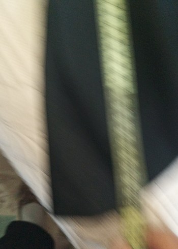 Siyah V Yakalı Kolsuz Midi Elbise - Görsel 4