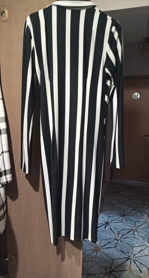 Zebra Desenli Uzun Kollu Siyah Elbise - Görsel 3