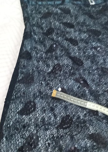 Siyah Dantel Detaylı Siyah Midi Elbise - Görsel 5