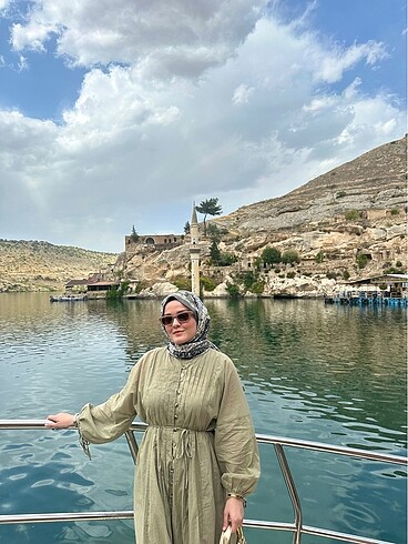 tesettür elbise çağla yeşili elbise
