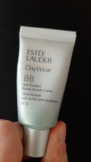 Estee lauder bb krem