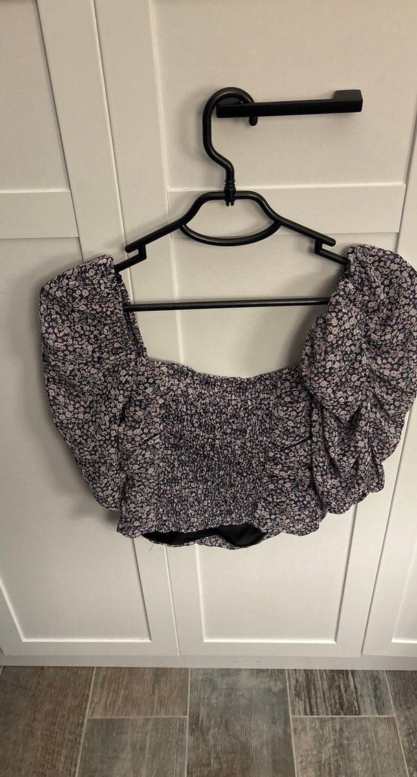 Düğmeli Mini Gri Desenli Bluz - Görsel 4