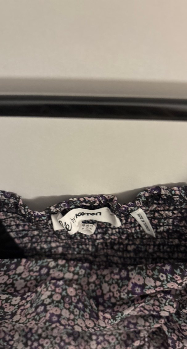 Düğmeli Mini Gri Desenli Bluz - Görsel 2