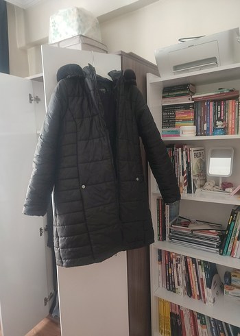 Kemerli Siyah Kadın Kışlık Mont - Görsel 3