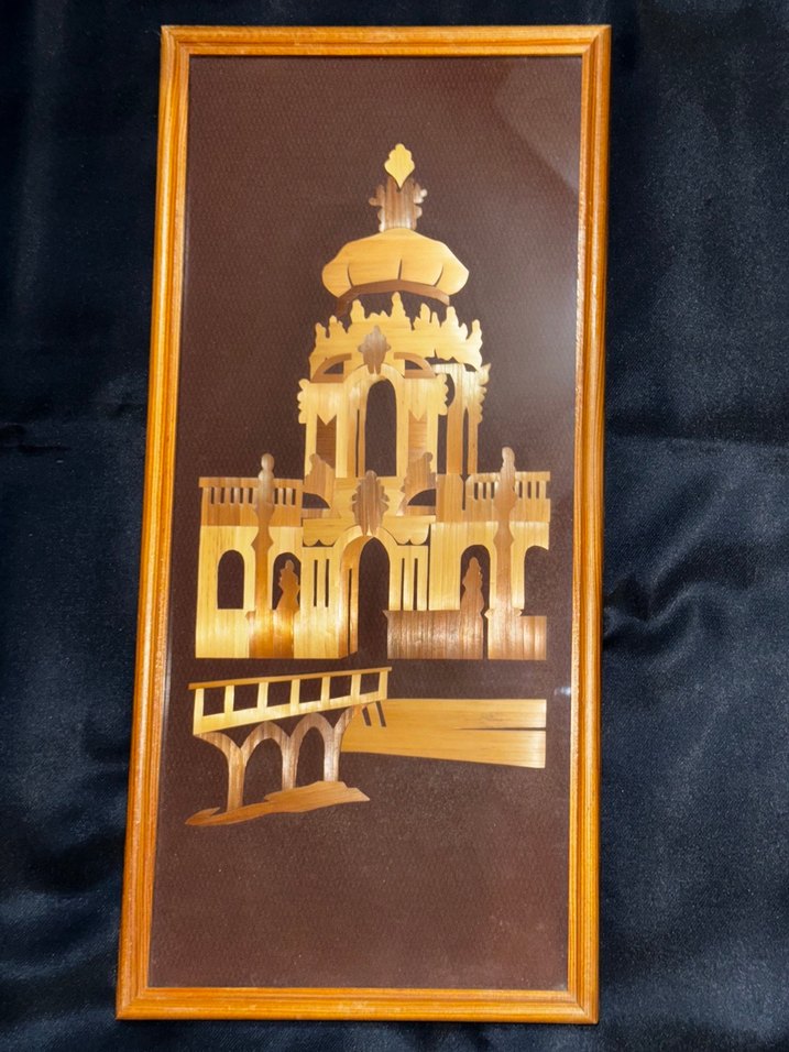 Altın Renkli Kule Temalı Tablo - Görsel 2