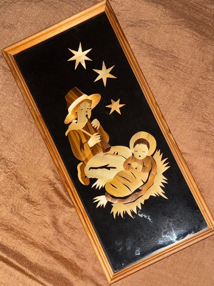 Altın Renkli Karanlık Temalı Tablo - Görsel 2