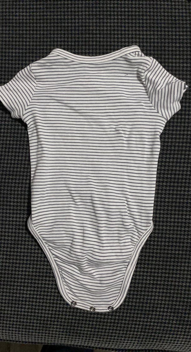 Kısa Kollu Düğmeli Bebek  Body - Görsel 2