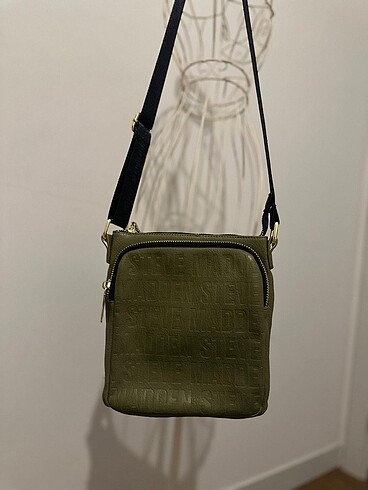 Steve Madden kamuflaj yeşili uzun askılı çanta
