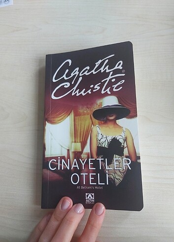 Agatha Christie Cinayetler Oteli