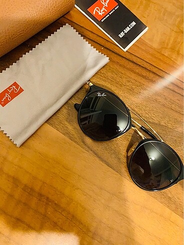 Rayban güneş gözlüğü
