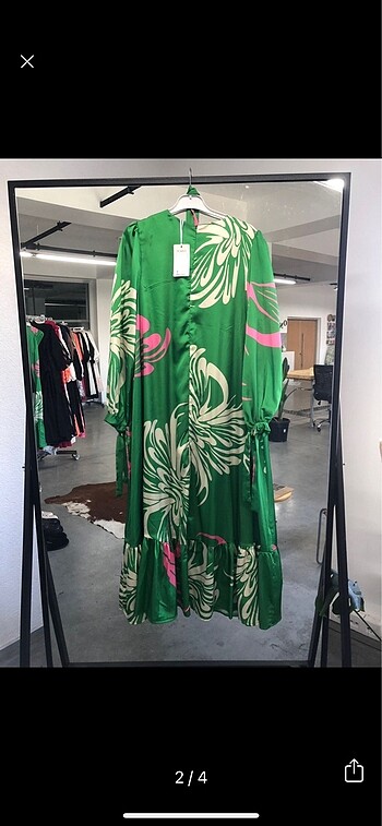 Zara Tesettür saten elbise