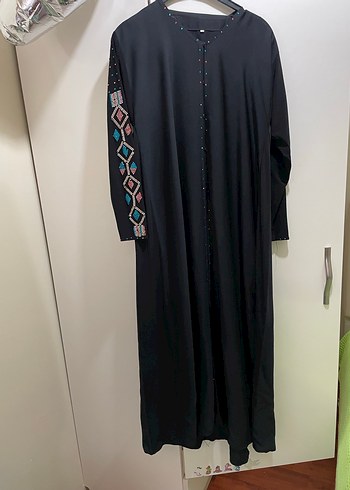 Boncuk İşlemeli Uzun Kollu Ferace - Görsel 5
