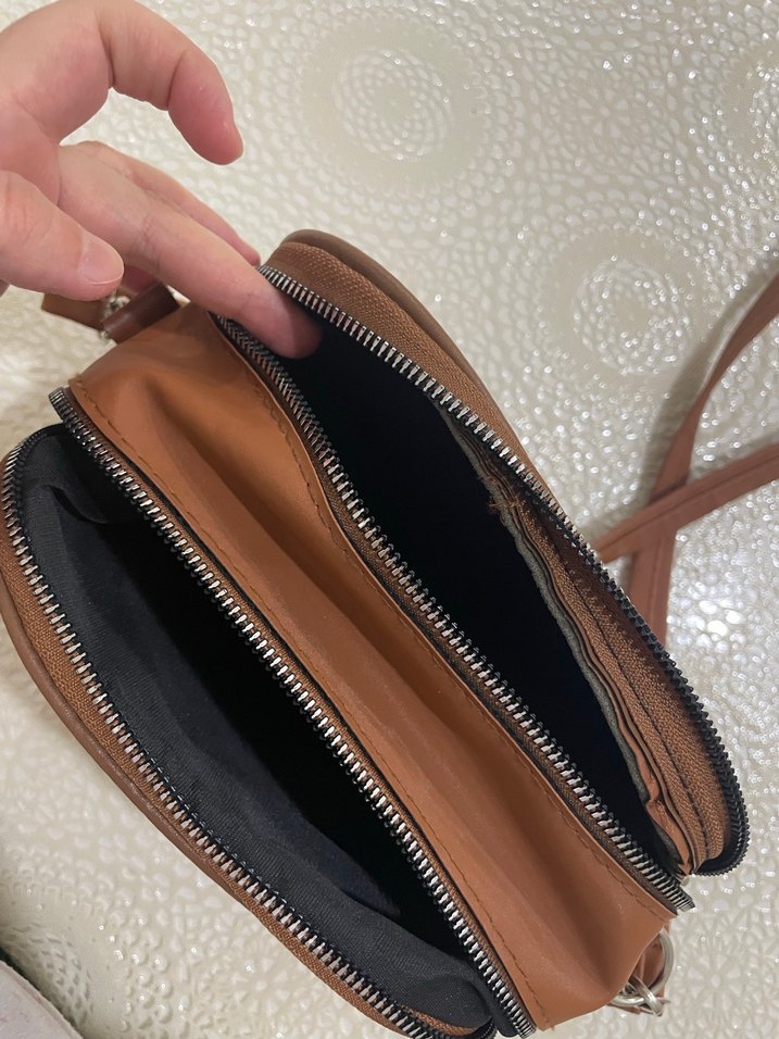 Kahverengi Deri Kadın Çapraz Çanta - Görsel 3