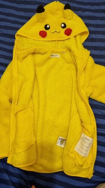9 Yaş Beden sarı Renk H&M pokemon sweat