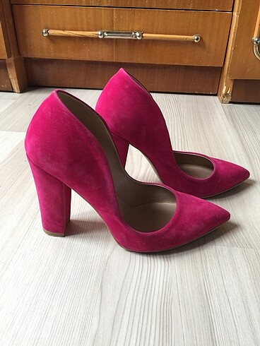 Topuklu ayakkabı - Görsel 2