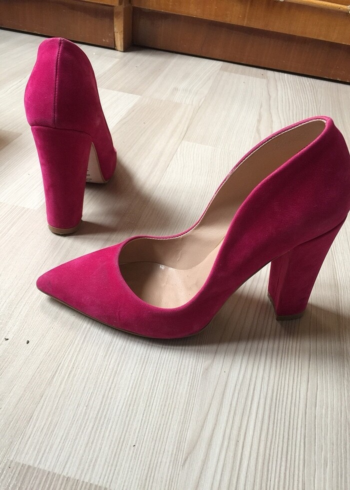 Topuklu ayakkabı - Görsel 4