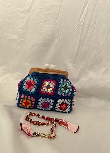 Ahşap burslu astarlı çanta