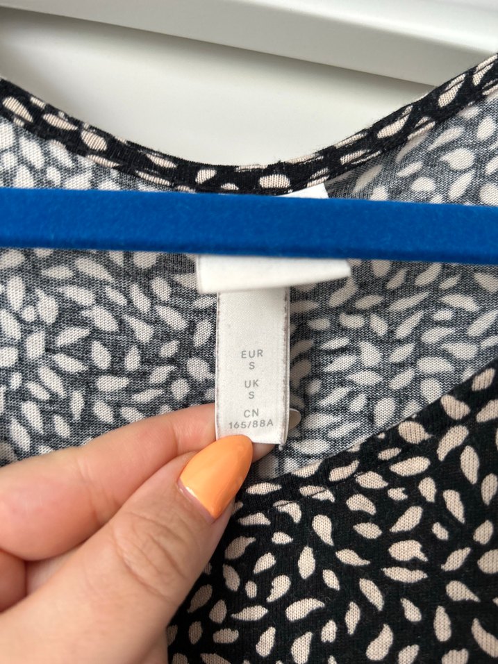 Desenli hm marka elbise - Görsel 3