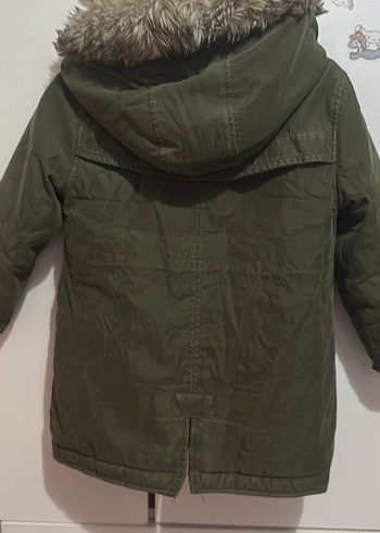 Çocuk Kürklü Kapüşonlu Kaban - Görsel 2