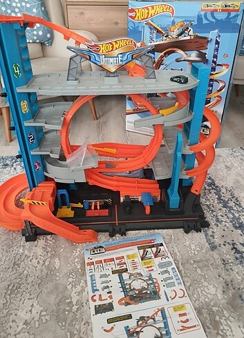 Hotwheels Ultimate Garage