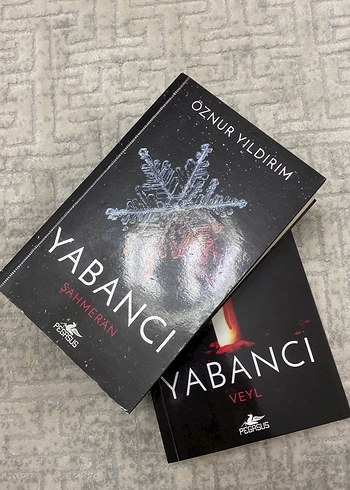 Beden Renk Öznur Yıldırım - Yabancı Serisi 2 Kitap
