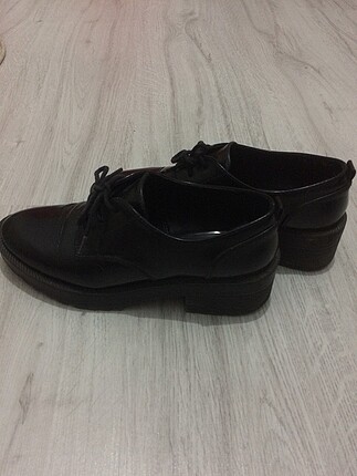 36 Beden siyah Renk Bershka günlük ayakkabı