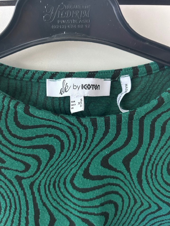 Desenli Yeşil Triko Bluz - Görsel 2