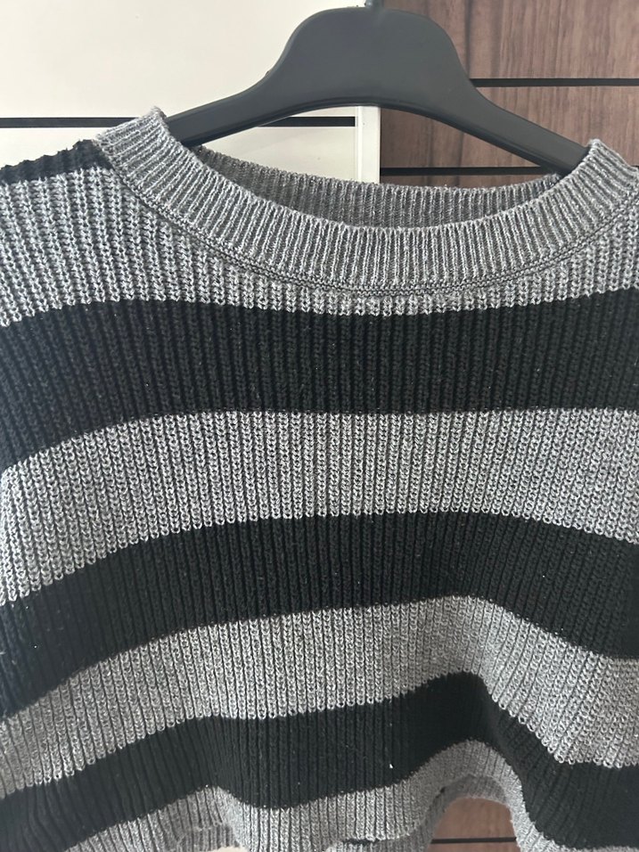 Gri Siyah Çizgili Örgü Kadın Kazak - Görsel 2