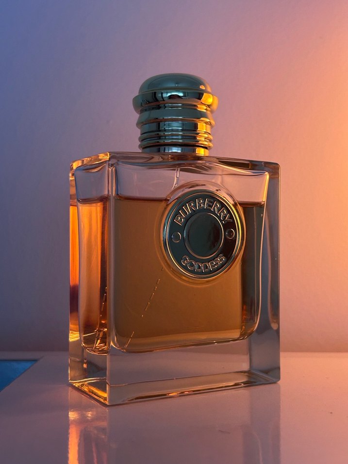 Burberry Goddess Parfüm 100 ml - Görsel 4