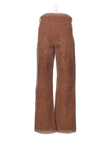 40 Beden Pull and Bear Düz Kesim %70 İndirimli.