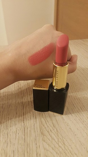 ESTEE LAUDER PURE COLOUR ENVY RUJ