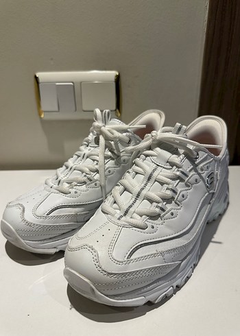 Skechers ayakkabı