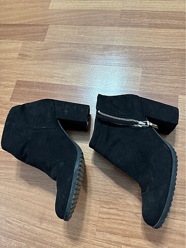 38 Beden Bershka bot