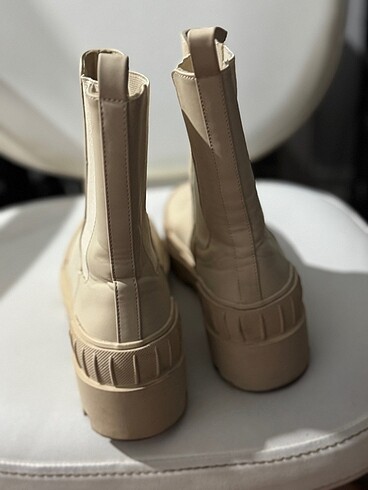 39 Beden Zara bot