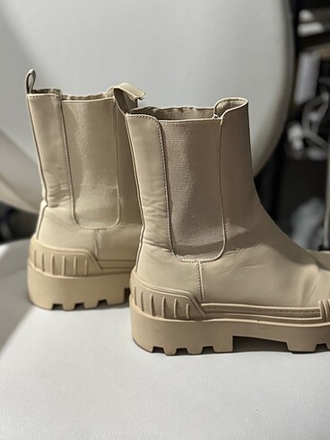 39 Beden ten rengi Renk Zara bot