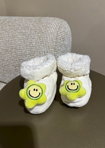 Kız Çocuk Renkli Nakışlı Sıcak Terlik - Görsel 4