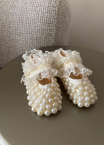 Dantel Detaylı İnci Süslemeli Kız Çocuk Özel Ayakkabı - Görsel 2