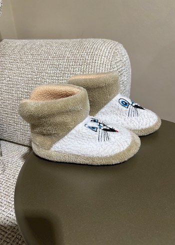 Nakışlı Kız Çocuk Ev Terliği - Görsel 3