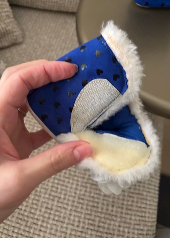 Çiçek Detaylı Mavi Kız Çocuk Sıcak Terlik - Görsel 4