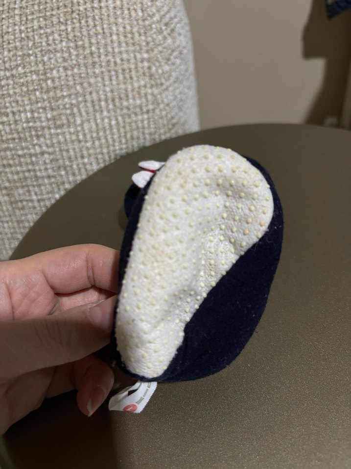 Kızlar için Siyah Gotik Nakışlı Terlik - Görsel 2