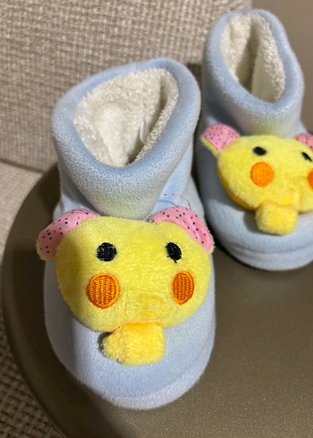 Nakışlı Örgü Mavi Kız Çocuk Ev Terliği - Görsel 3