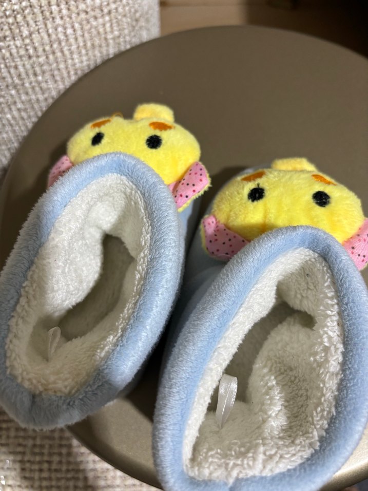 Nakışlı Örgü Mavi Kız Çocuk Ev Terliği - Görsel 5