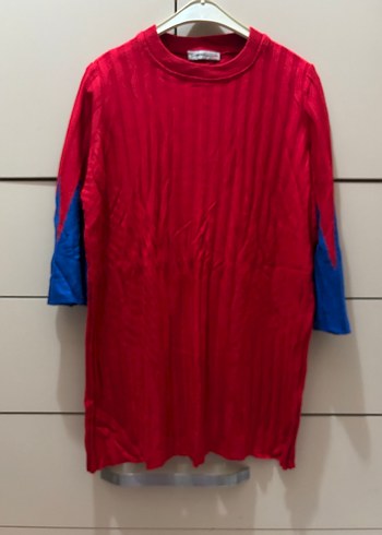 Renkli Desenli Kırmızı Boğazlı Triko Kazak - Görsel 3