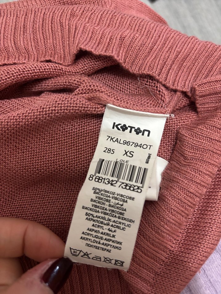 Pembe V Yaka Örgü Kadın Kazak - Görsel 3